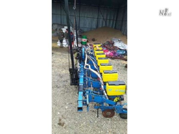 3_80448_nozi 3_80448_nozi