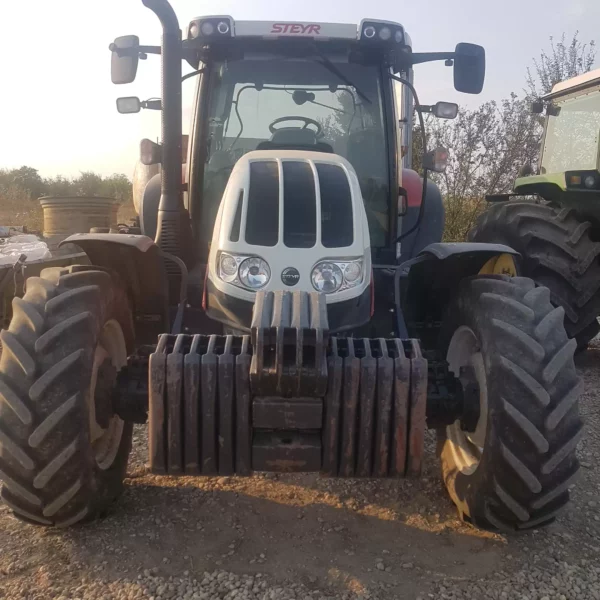 Tractor Steyr 6125 cu incarcator frontal - 2 Tractor Steyr 6125 cu incarcator frontal - 2