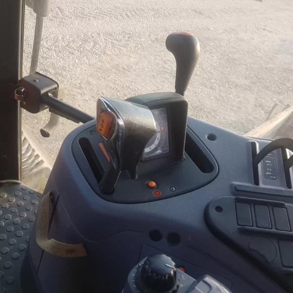 Tractor Steyr 6125 cu incarcator frontal - 9 Tractor Steyr 6125 cu incarcator frontal - 9