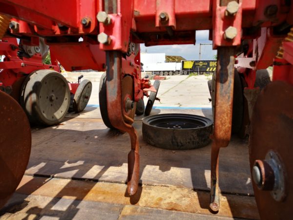 Semanatoare Maschio Gaspardo MT8 cu fertilizare Semanatoare Maschio Gaspardo MT8 cu fertilizare