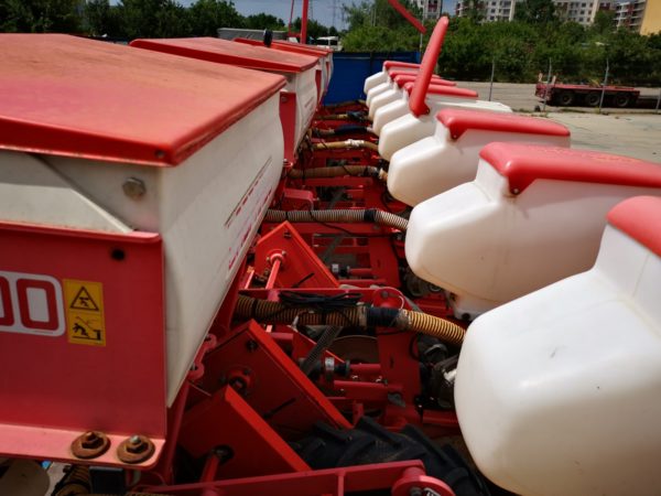 Semanatoare Maschio Gaspardo MT8 cu fertilizare Semanatoare Maschio Gaspardo MT8 cu fertilizare