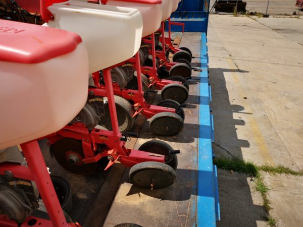 Semanatoare Maschio Gaspardo MT8 cu fertilizare Semanatoare Maschio Gaspardo MT8 cu fertilizare