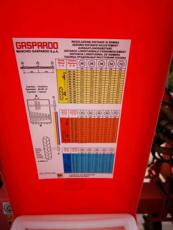 Semanatoare Maschio Gaspardo MT8 cu fertilizare Semanatoare Maschio Gaspardo MT8 cu fertilizare