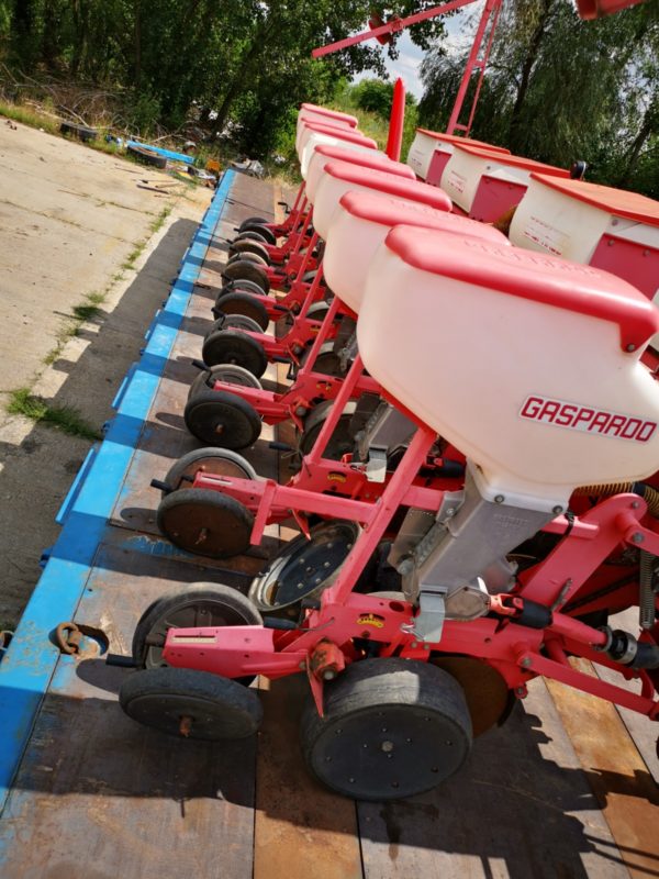 Semanatoare Maschio Gaspardo MT8 cu fertilizare Semanatoare Maschio Gaspardo MT8 cu fertilizare