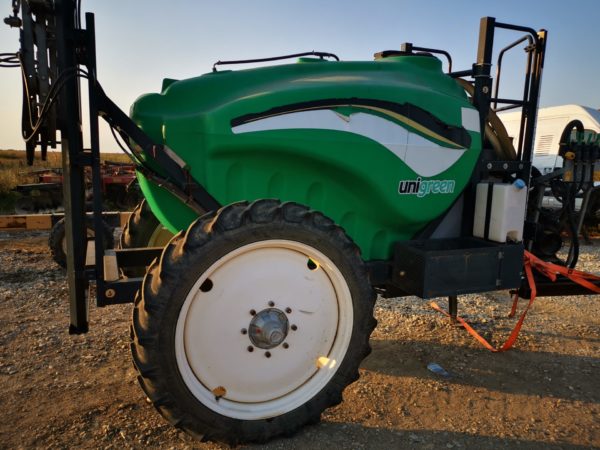 Masina erbicidat Unigreen an 2012 Masina erbicidat Unigreen an 2012
