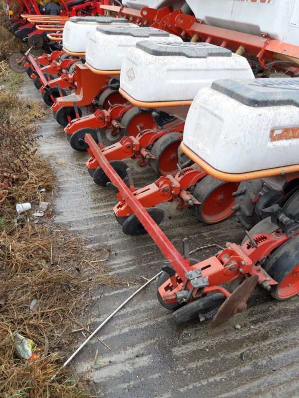 Semanatoare prasitoare cu fertilizare Kuhn Maxima 2 GT Semanatoare prasitoare cu fertilizare Kuhn Maxima 2 GT