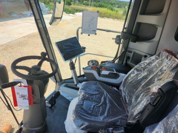 Combina Claas Trion 530 - 2 Combina Claas Trion 530 - 2