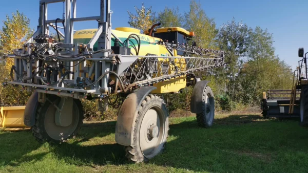 Masina Erbicidat Agripla - 12 Masina Erbicidat Agripla - 12