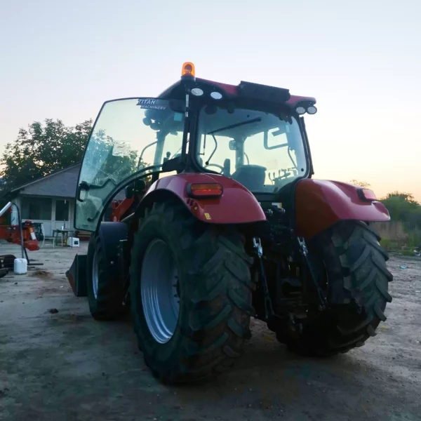 Tractor CASE Maxxum 150 - 4 Tractor CASE Maxxum 150 - 4