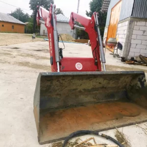 Tractor CASE Maxxum 150 - 7 Tractor CASE Maxxum 150 - 7