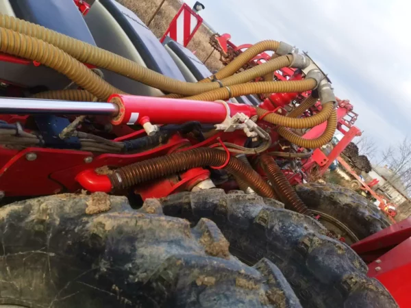 Semanatoare prasitoare Horsch Maestro 8CC - 1 Semanatoare prasitoare Horsch Maestro 8CC - 1