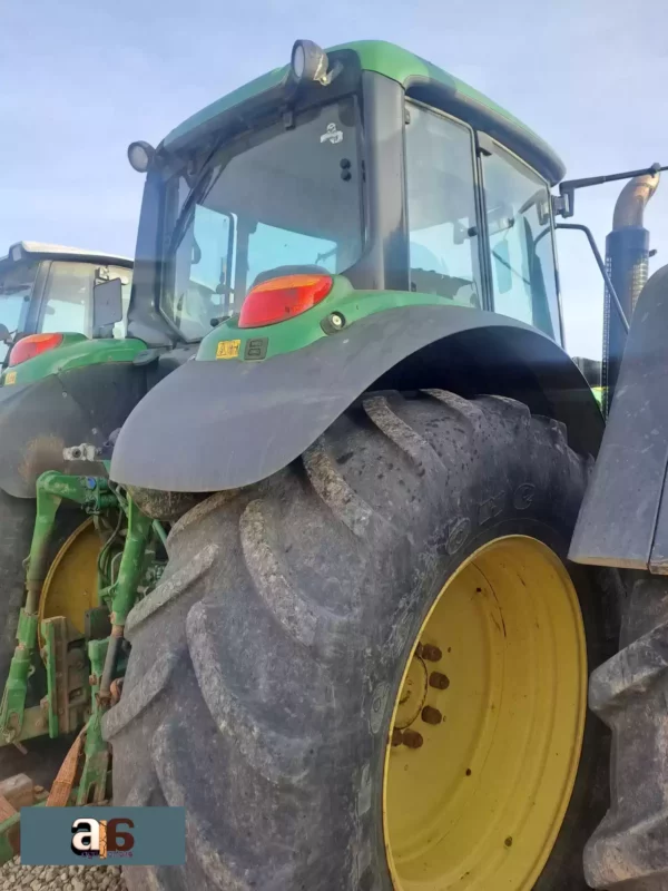 Tractor John Deere 6150m an 2014 - 2 Tractor John Deere 6150m an 2014 - 2
