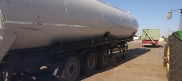 Cisterna PEMA 35000L an 2008 - 3 Cisterna PEMA 35000L an 2008 - 3