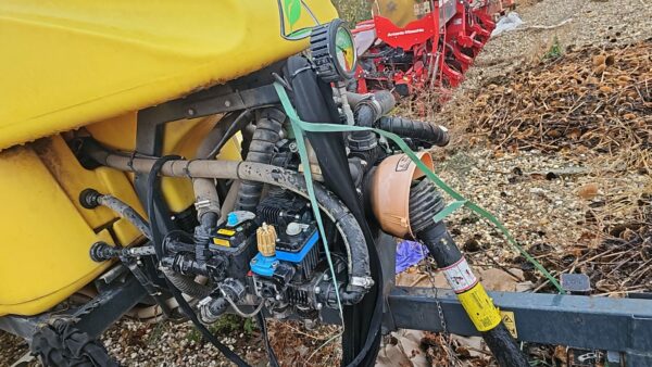 Masina erbicidat tractata Caffini Small 2200L an 2020 - 4 Masina erbicidat tractata Caffini Small 2200L an 2020 - 4