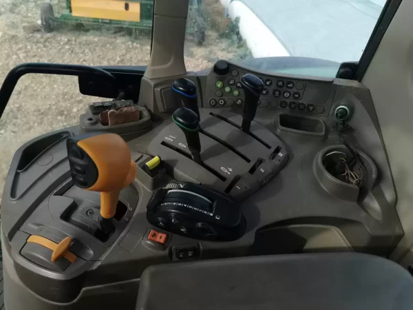 Tractor John Deere 6175M an 2021 - 6 Tractor John Deere 6175M an 2021 - 6