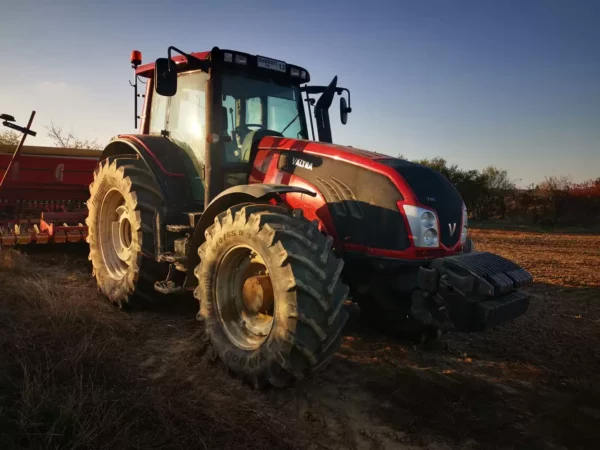 Tractor Valtra T193 an 2015 - 11 Tractor Valtra T193 an 2015 - 11